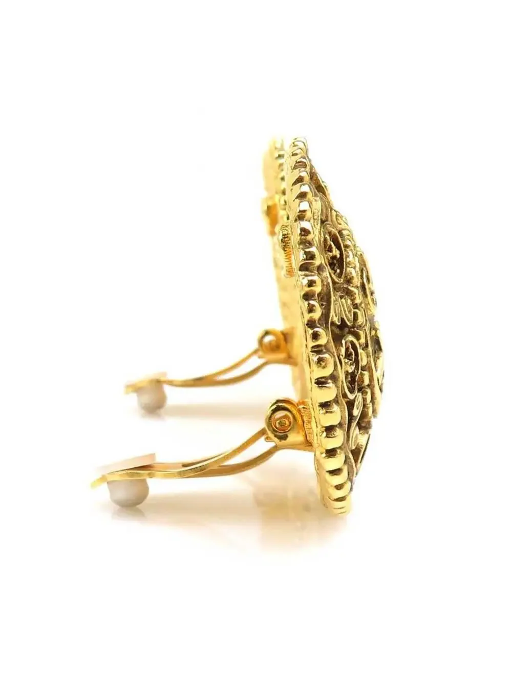 Auth Chanel Clip On Earrings Gold Metal #303021C29B